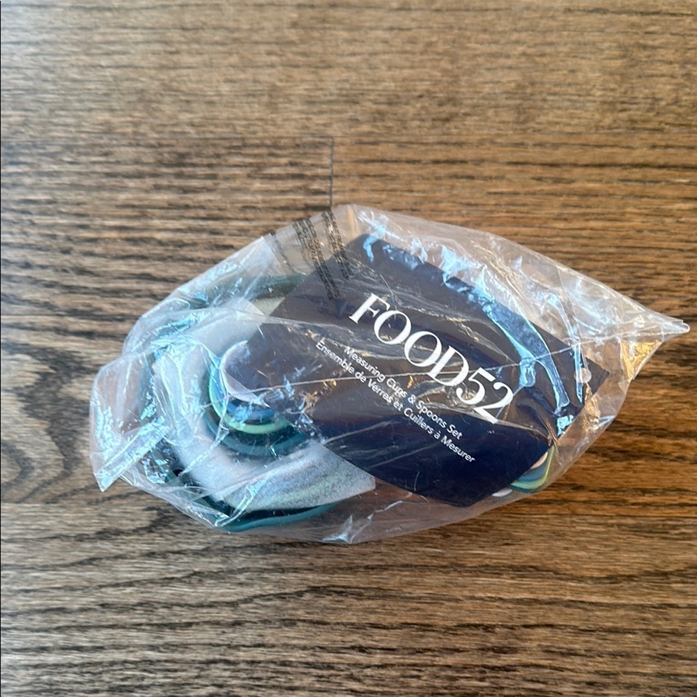 Blue and Green Measuring Spoon Set